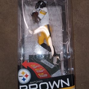 McFarlane sports figures